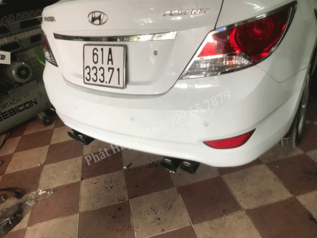 Độ pô xe Hyundai Accent