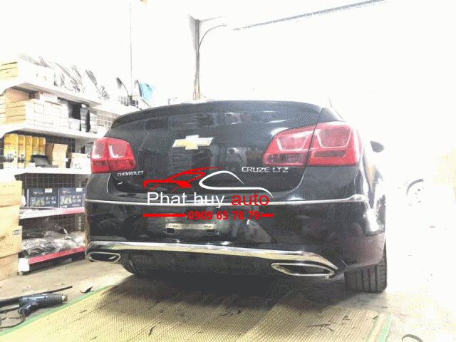 Líp pô chia đôi pô xe Chevrolet Cruze