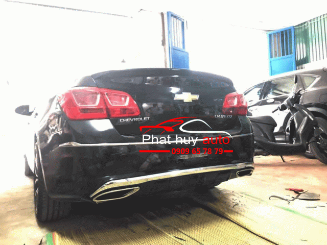 Líp pô chia đôi pô xe Chevrolet Cruze