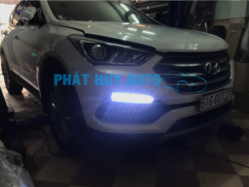 Độ đèn led gầm cho xe Hyundai Santafe