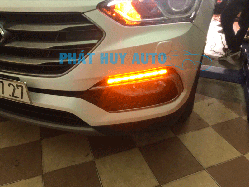 Độ đèn led gầm cho xe Hyundai Santafe