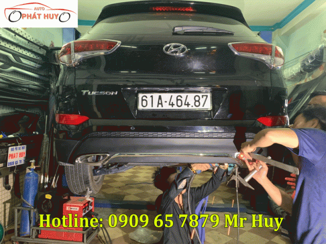 Độ pô Hyundai Tucson kiểu Mercedes