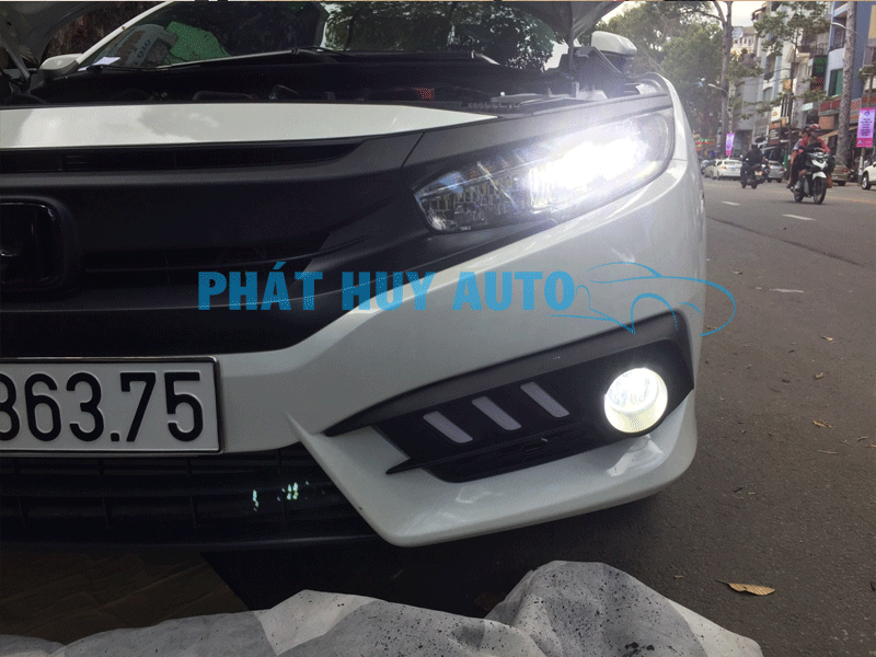 Độ đèn led giá rẻ cho xe Honda Civic 2018