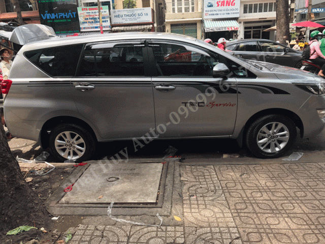 Tem dán sườn cho xe Toyota Innova