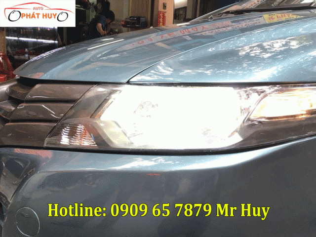 Thay bóng đèn led xe Honda City tăng sáng