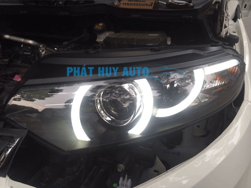 Độ đèn bi xenon xe Ford Ecosport chính hãng