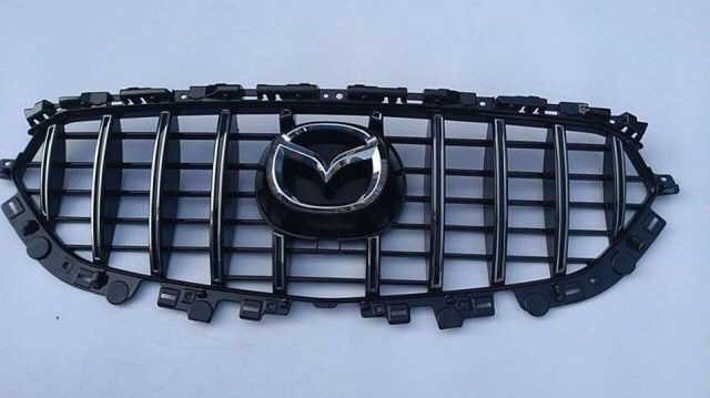 Gắn mặt ga lăng trang trí xe Mazda CX5 2018