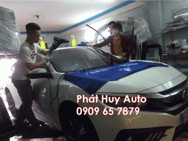 Dán phim cách nhiệt cho xe Honda Civic 2018