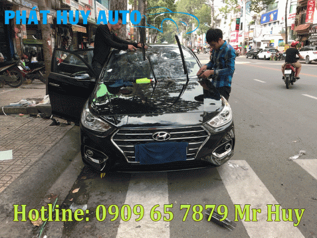 Dán phim cách nhiệt cho xe Hyundai Accent 2018