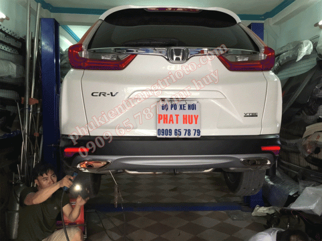 Độ pô xe Honda CRV 2018 chuyên nghiệp