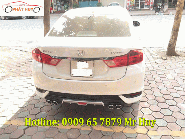 Líp chia 4 pô xe Honda City 2019