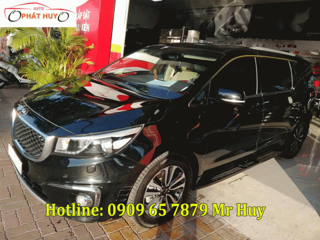 Bệ bước chân xe Kia Sedona 2019