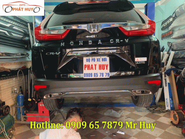 Độ pô cho xe Honda CRV kiểu Mercedes