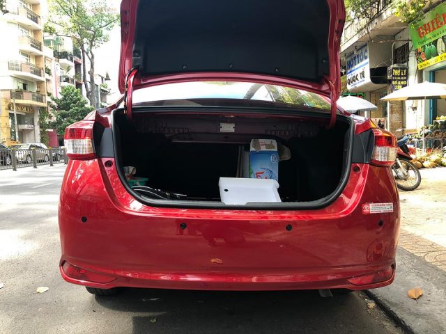 Lắp cảm biến lùi cho xe Toyota Vios 2018