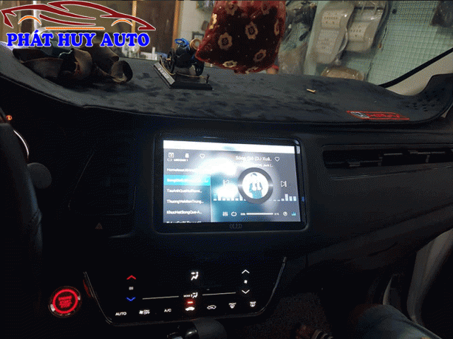Gắn Màn Hình DVD OLED theo xe Honda HRV 2020