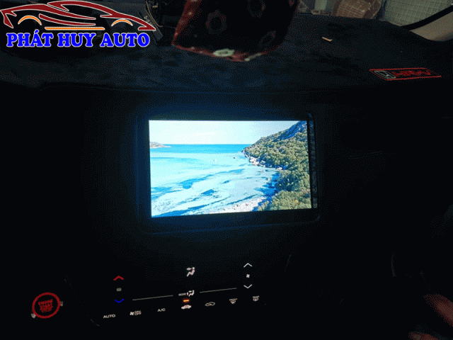 Gắn Màn Hình DVD OLED theo xe Honda HRV 2020