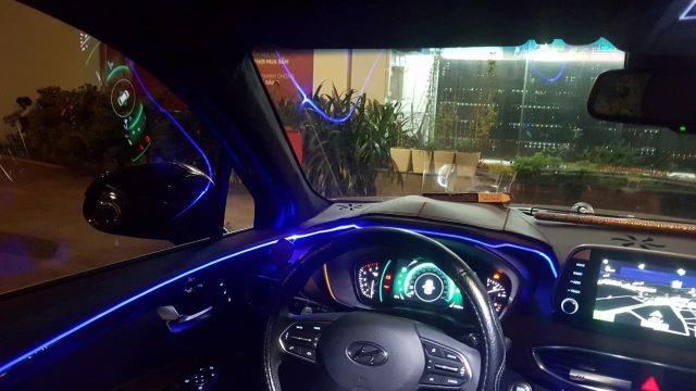 Led viền nội thất xe Hyundai Santafe