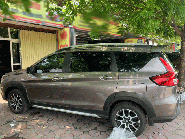 Đuôi gió thể thao xe Suzuki XL7