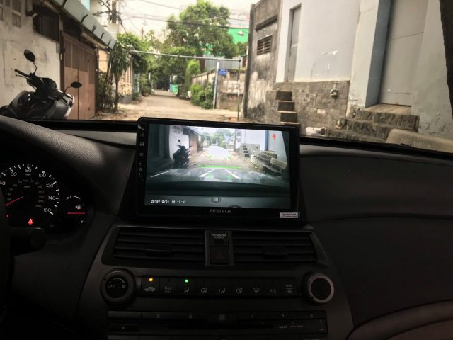 Màn hình dvd Zestech cho xe Honda Accord