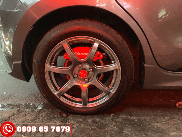 Ốp phanh Brembo cho xe Suzuki Swift
