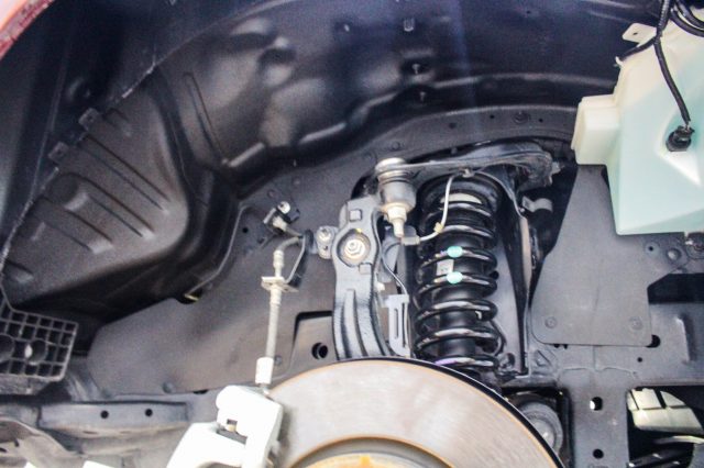 Sơn phủ gầm cho xe Suzuki XL7