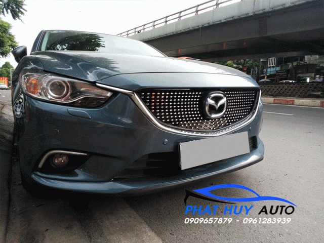 Mặt ca lăng Mazda 3 