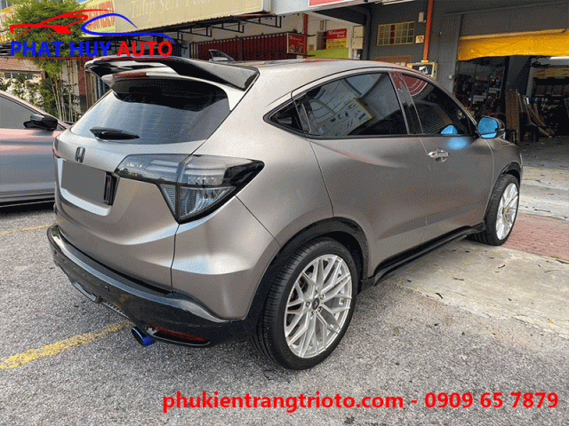 Dán decal đổi màu xe Honda HRV
