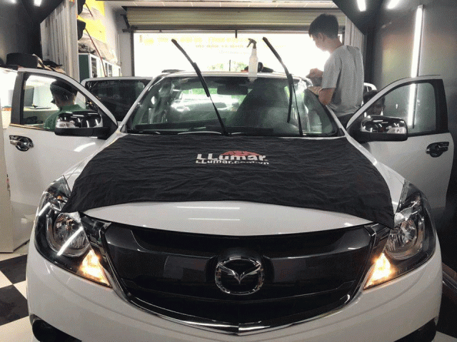 Dán phim cách nhiệt cho xe Mazda BT50