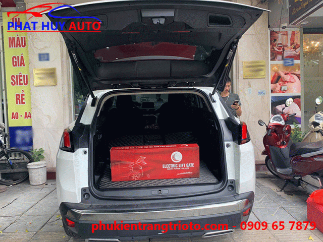 Độ cốp điện cho xe Peugeot 3008