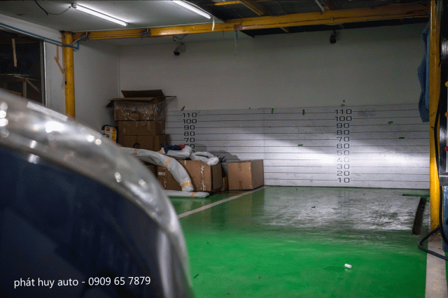 Thay bóng đèn pha led xe Suzuki Swift tăng sáng