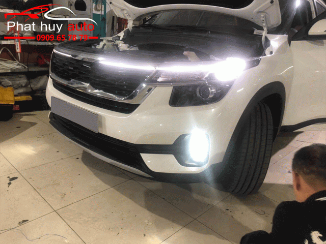 Đèn led gầm Kia Seltos 2020