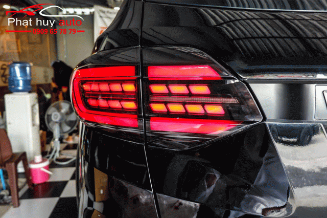 Độ đèn hậu ô tô