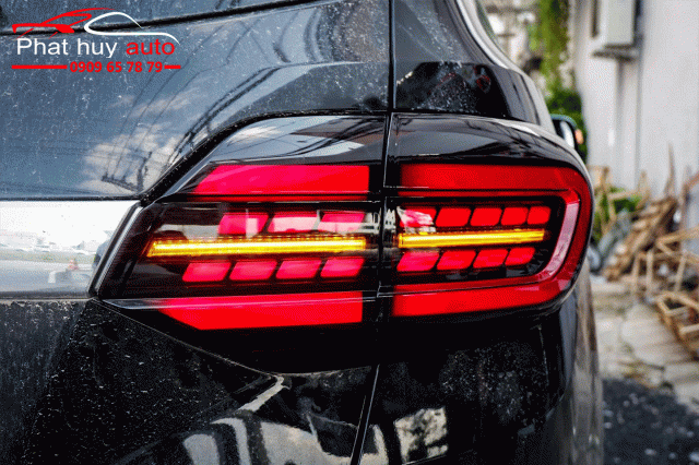Độ đèn hậu ô tô