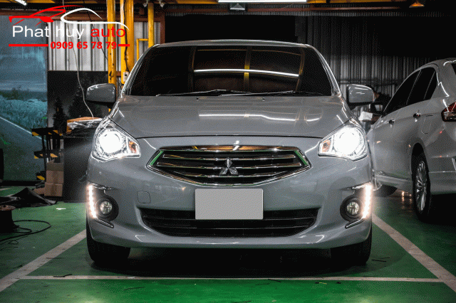 Độ đèn xe Mitsubishi Attrage 2020