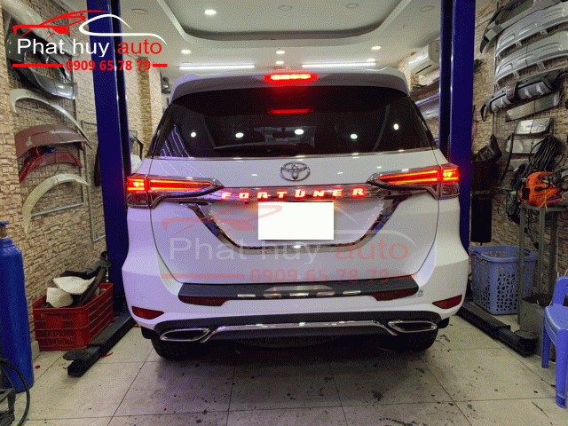 Độ pô xe Fortuner 2021