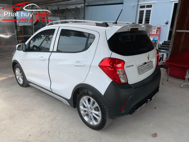 Đuôi gió xe Fadil thể thao