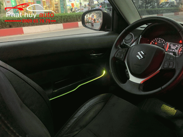 Led nội thất xe Suzuki Vitara