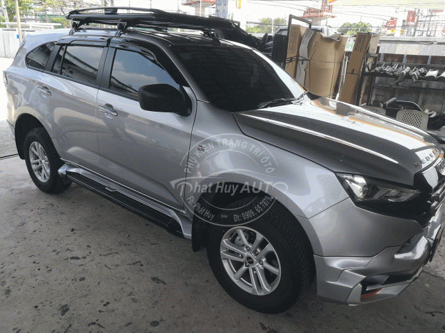 Lắp baga mui cho xe Isuzu Mux 2021