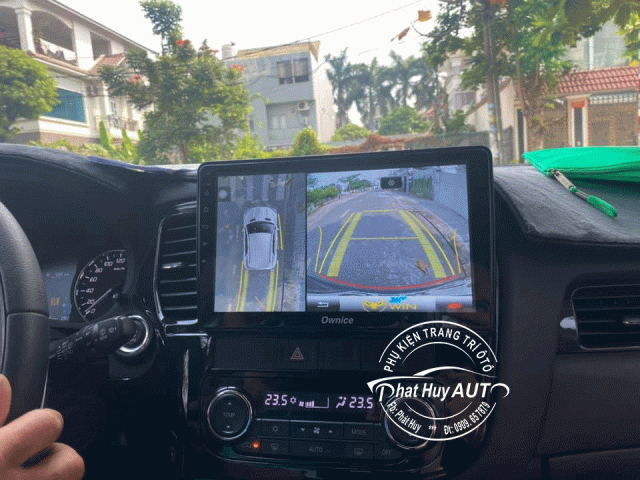 Lắp camera 360 độ cho xe Mitsubishi Outlander
