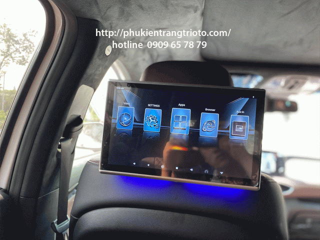 Lắp màn hình gối đầu cho xe Toyota Cross 2021