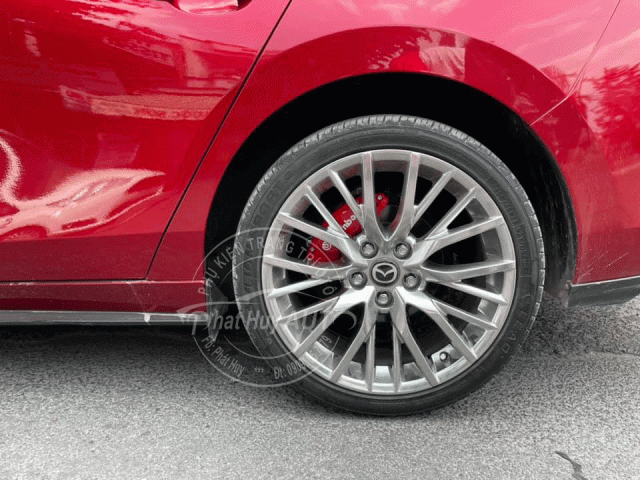 Ốp má phanh Brembo xe Mazda 3 2021