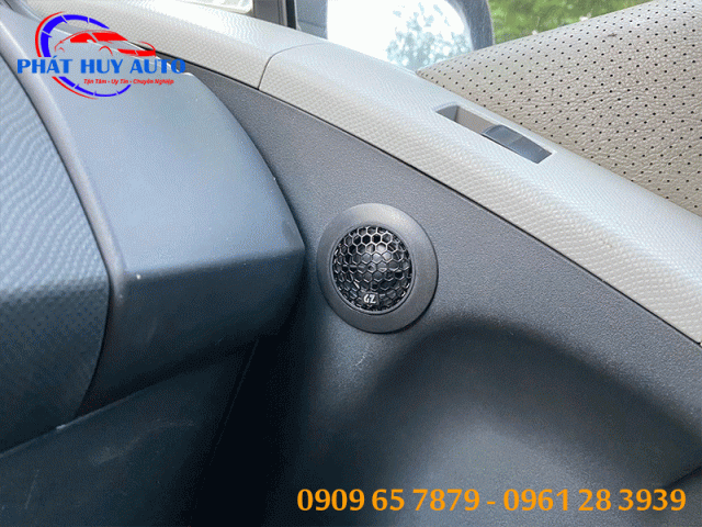 Độ âm thanh loa sub xe Toyota Yaris