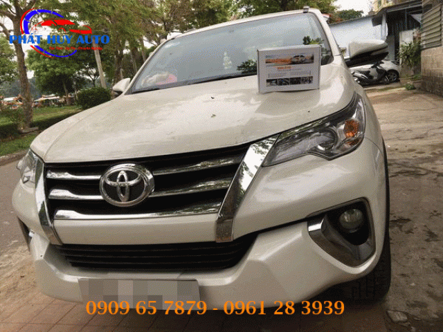 Cảnh báo điểm mù Toyota Fortuner