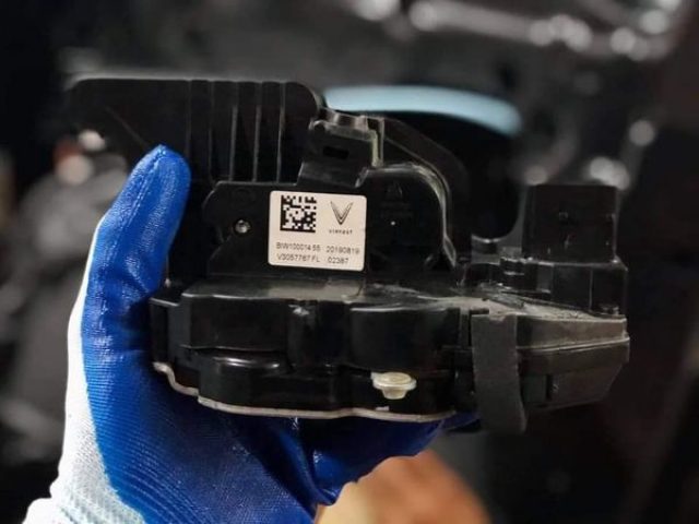 Cửa hít xe Vinfast Lux SA2.0