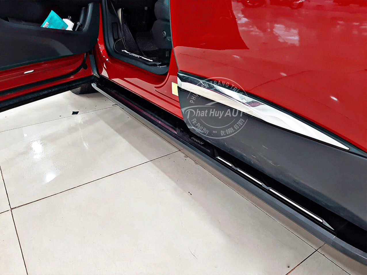 Bệ bước chân Peugeot 3008