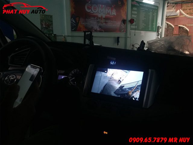 Camera cập lề ô tô Toyota Innova