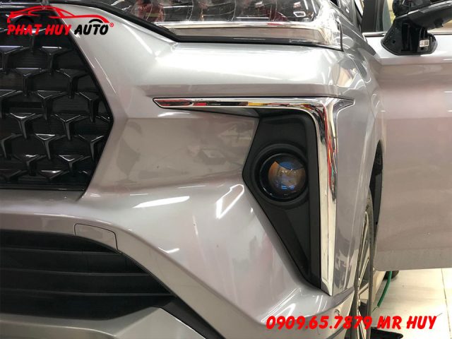 Độ đèn bi gầm Toyota Veloz 2022