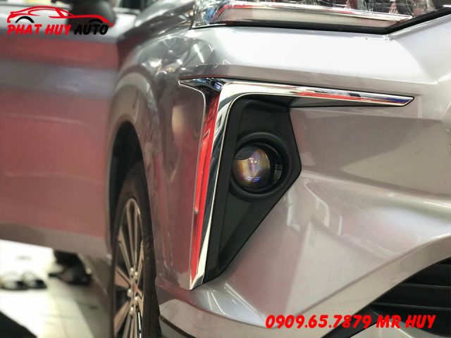 Độ đèn bi gầm Toyota Veloz 2022