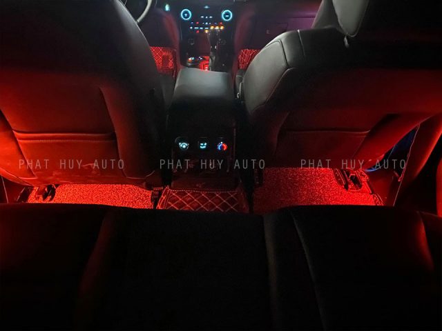Đèn led nội thất xe Ford Everest 2022