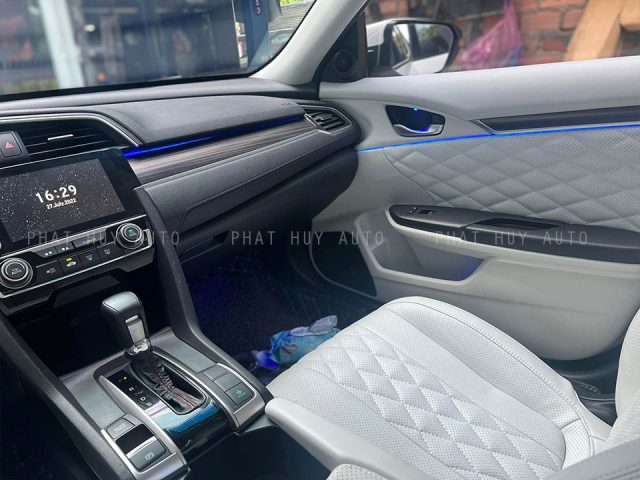 Đổi màu nội thất ô tô Honda Civic 2020